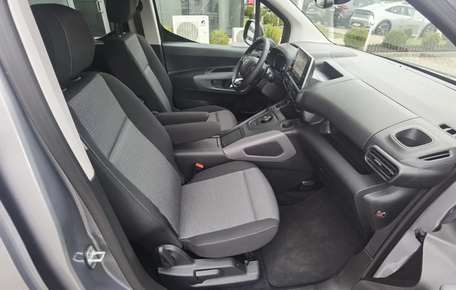 Toyota Proace City Verso cena 155950 przebieg: 2397, rok produkcji 2022 z Tczew małe 277